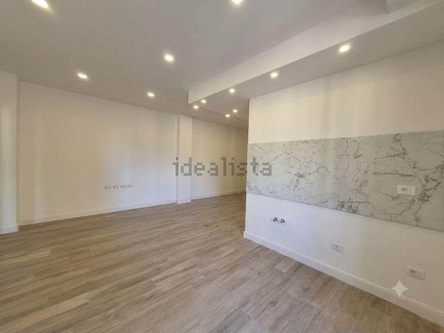 Appartamento in vendita di 95 m² in Via Nicola Tagliaferri, 49