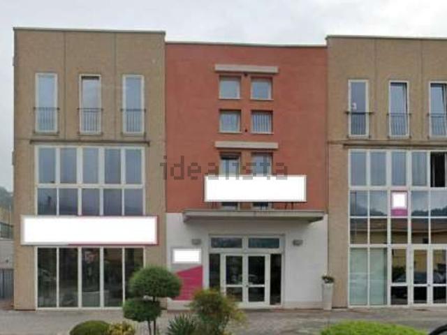Appartamento in vendita di 95 m² in Via Novara