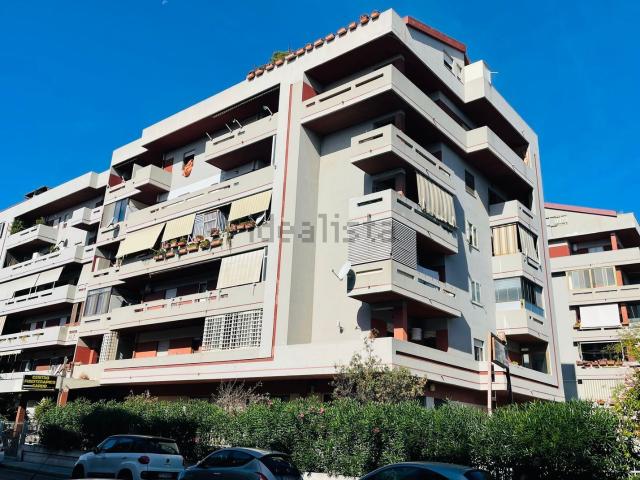 Appartamento in vendita di 95 m² in Via Olanda, 3