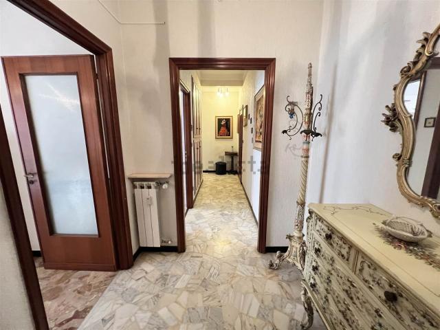 Appartamento in vendita di 95 m² in Via Ortigara, 25