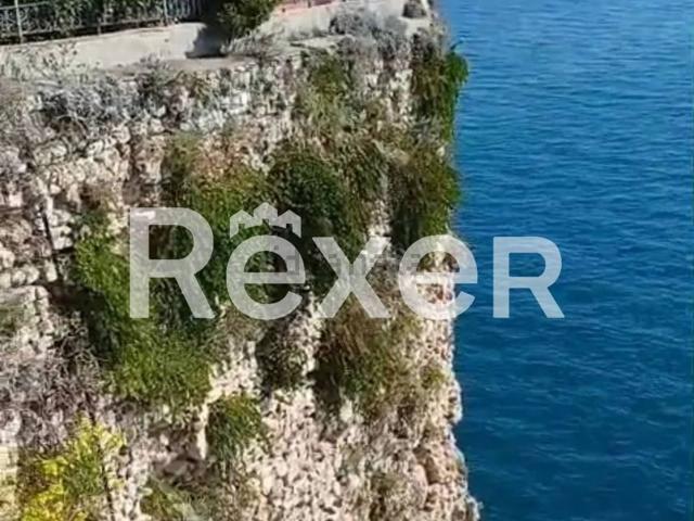 Appartamento in vendita di 95 m² in Via Pio IX