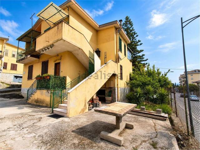 Appartamento in vendita di 95 m² in Via Pietro Mascagni, 2
