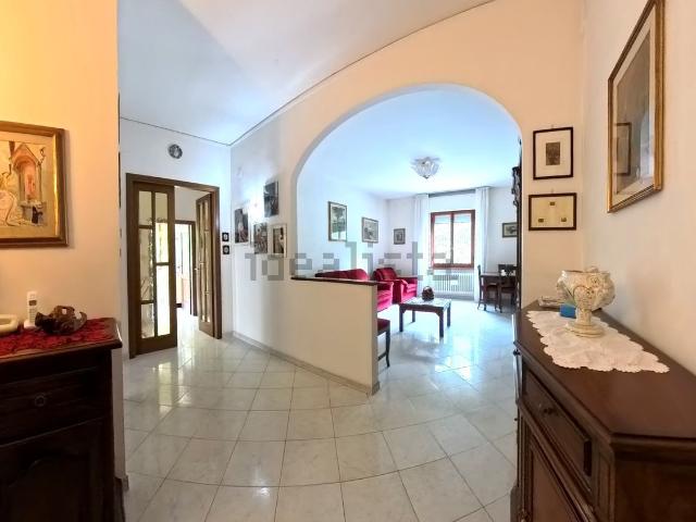 Appartamento in vendita di 95 m² in Via Pietro Nenni, 55