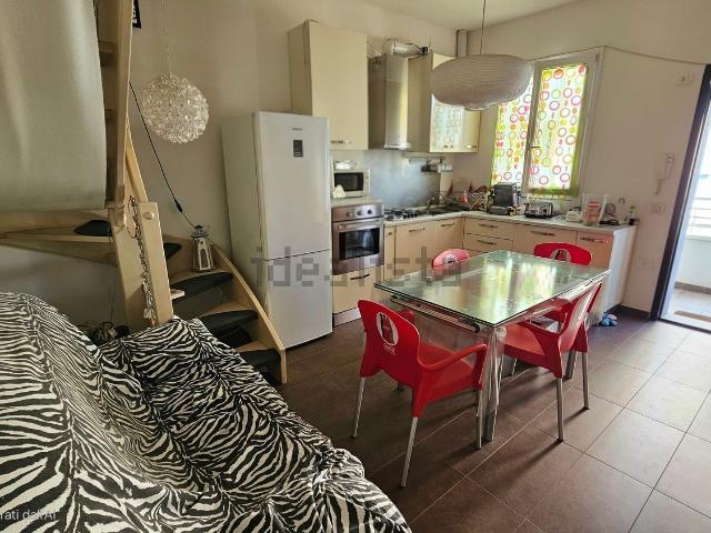 Appartamento in vendita di 95 m² in Via Pigafetta, 10