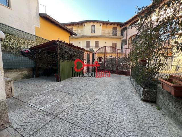 Appartamento in vendita di 95 m² in Via Pompeo Marchesi