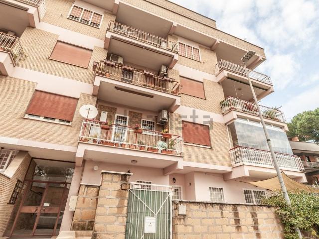 Appartamento in vendita di 95 m² in Via Pomposa, 11