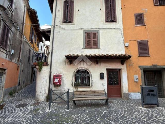 Appartamento in vendita di 95 m² in Via Principe di Piemonte, 33