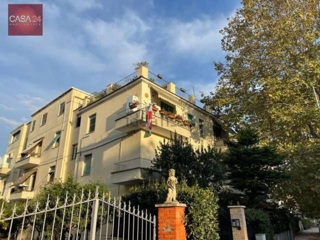 Appartamento in vendita di 95 m² in Via Quarto