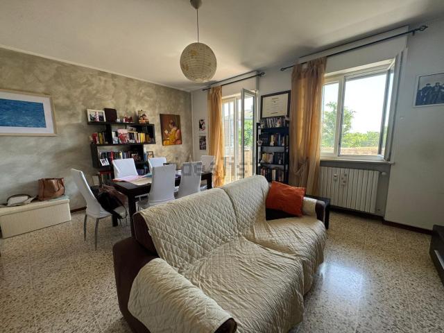 Appartamento in vendita di 95 m² in Via Quartieruzzi