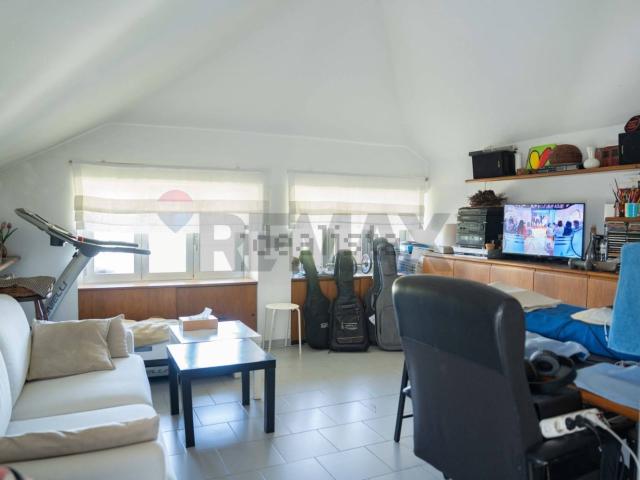 Appartamento in vendita di 95 m² in Via Raffaello Sanzio, 12