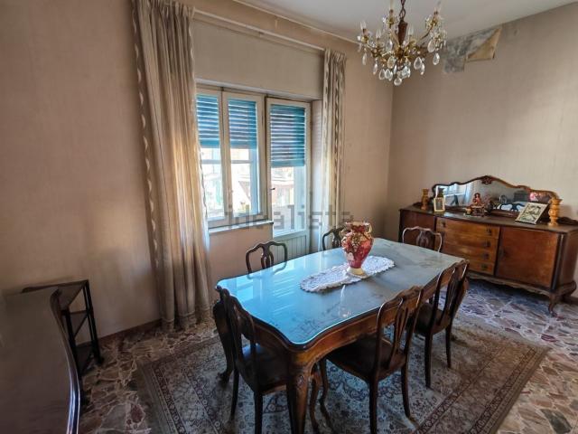 Appartamento in vendita di 95 m² in Via Roma, 27
