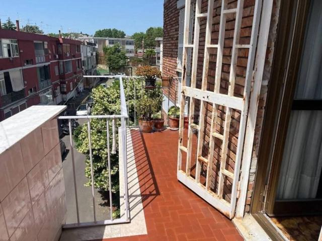 Appartamento in vendita di 95 m² in Via Romolo e Remo