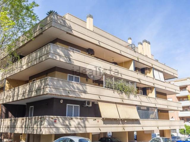 Appartamento in vendita di 95 m² in Via Rodolfo Verduzio, 42