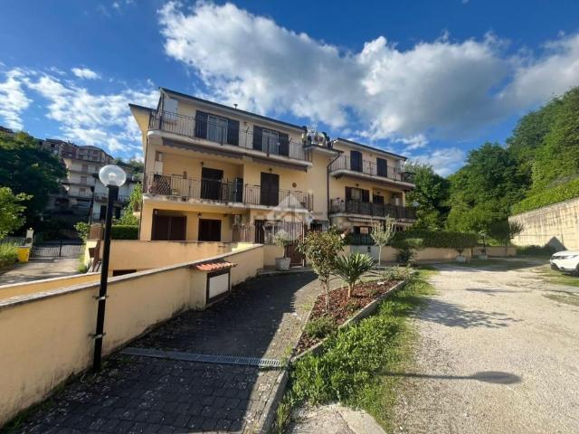 Appartamento in vendita di 95 m² in Via Rufinelli, 17
