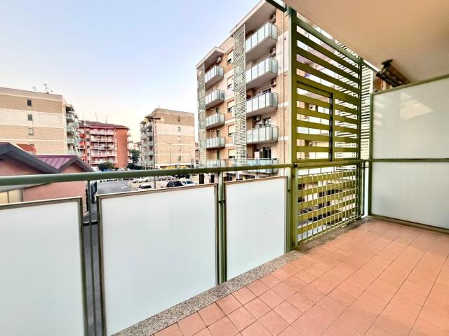 Appartamento in vendita di 95 m² in Via S.Pio da Pietrelcina, 16
