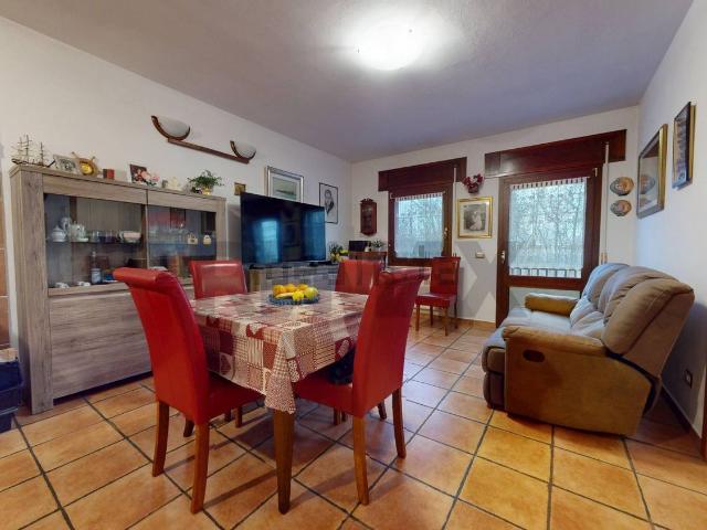Appartamento in vendita di 95 m² in Via Scocca, 25