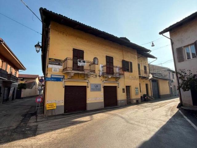 Appartamento in vendita di 95 m² in Via San Giovanni Battista