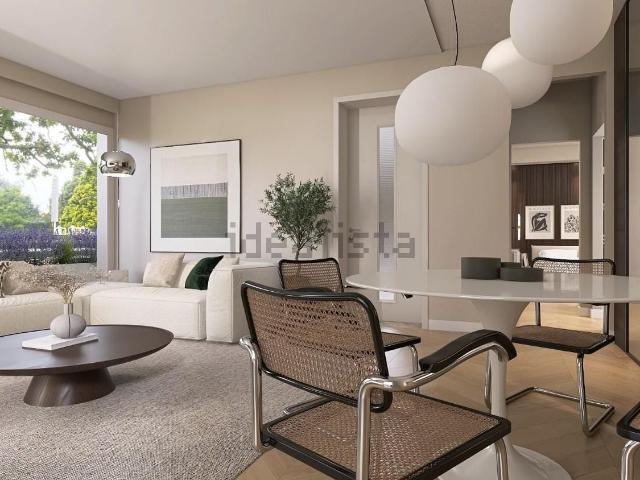 Appartamento in vendita di 95 m² in Via San Donnino, 118