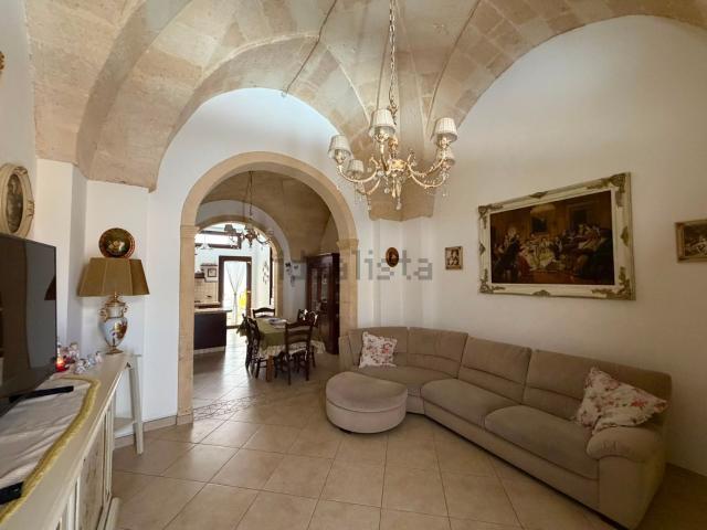 Appartamento in vendita di 95 m² in Via San Maria d&apos Enghien, 23