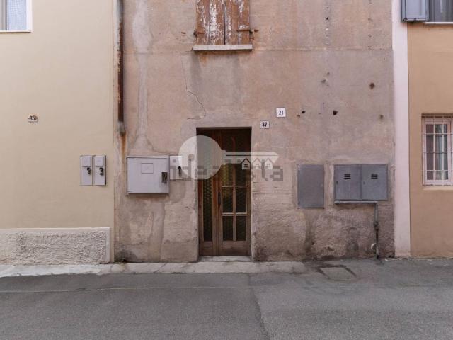 Appartamento in vendita di 95 m² in Via San Martino della Battaglia, 37