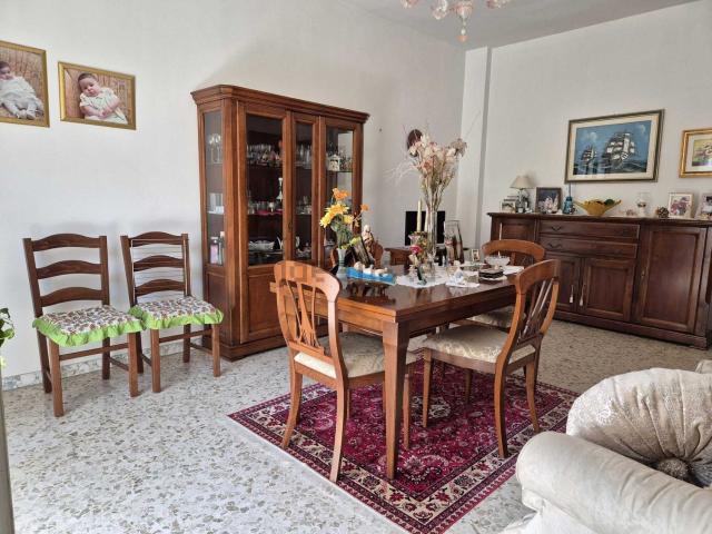 Appartamento in vendita di 95 m² in Via San Martino della Battaglia