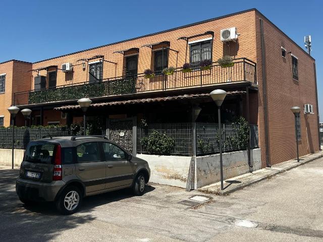 Appartamento in vendita di 95 m² in Via San Severo, 132
