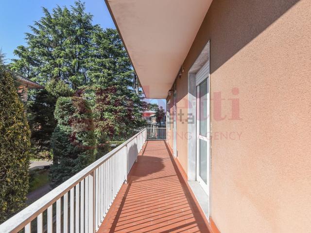Appartamento in vendita di 95 m² in Via Sabina, 12