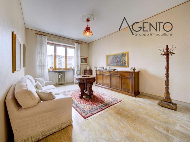 Appartamento in vendita di 95 m² in Via Sagra San Michele, 55