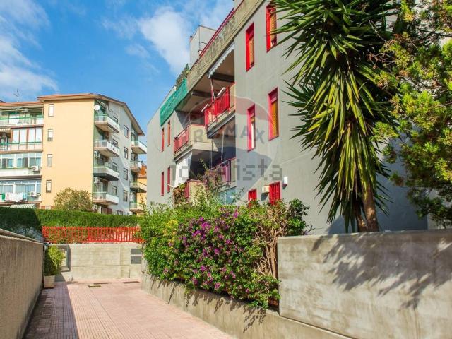 Appartamento in vendita di 95 m² in Via Salvatore Grasso, 34