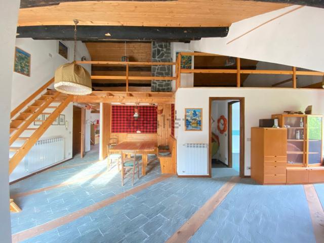 Appartamento in vendita di 95 m² in Via Savona, 42