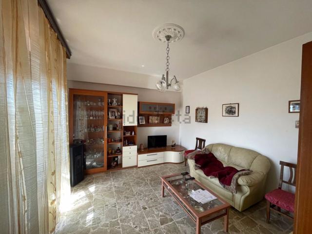 Appartamento in vendita di 95 m² in Via Sicilia