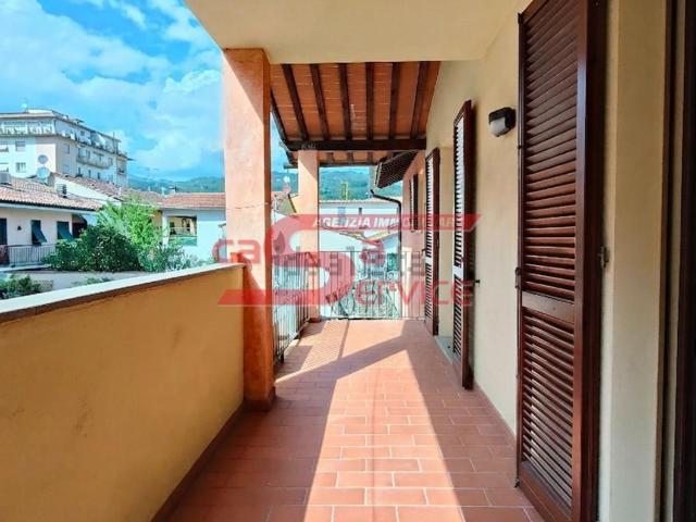 Appartamento in vendita di 95 m² in Via Sicilia, 43