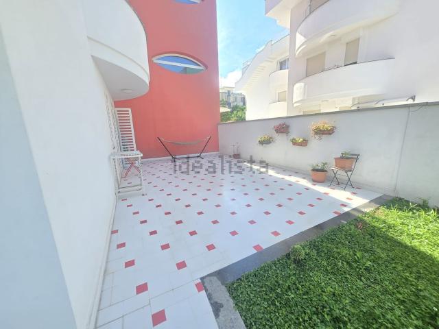 Appartamento in vendita di 95 m² in Via Sicilia