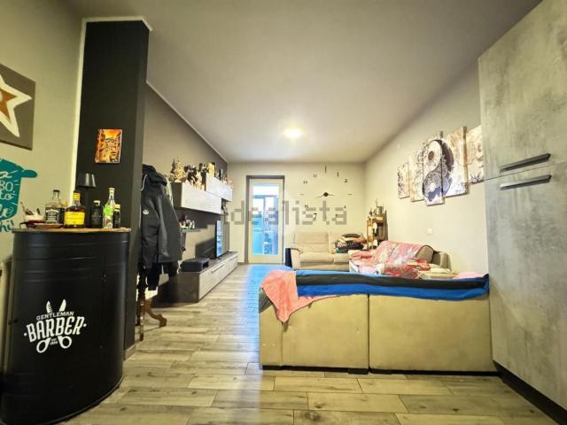 Appartamento in vendita di 95 m² in Via Silvestro Perusini, 19