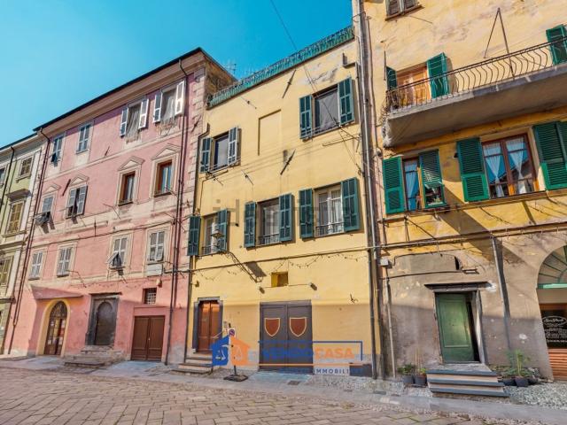 Appartamento in vendita di 95 m² in Via Soleri, 8