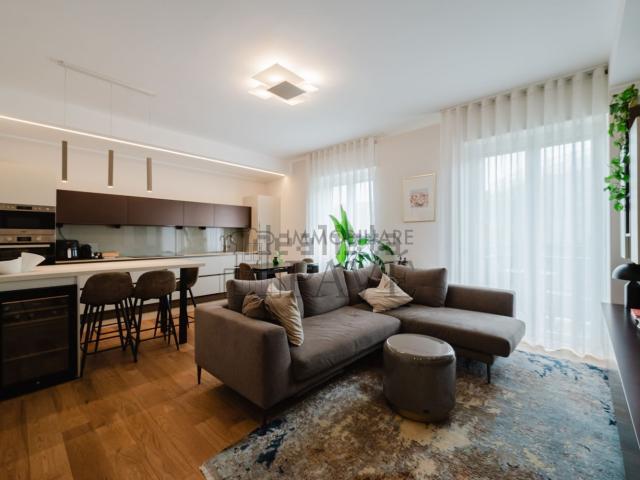 Appartamento in vendita di 95 m² in Viale Murillo, 23