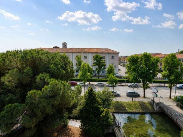 Appartamento in vendita di 95 m² in Viale Mellini Traversa Prima, 11