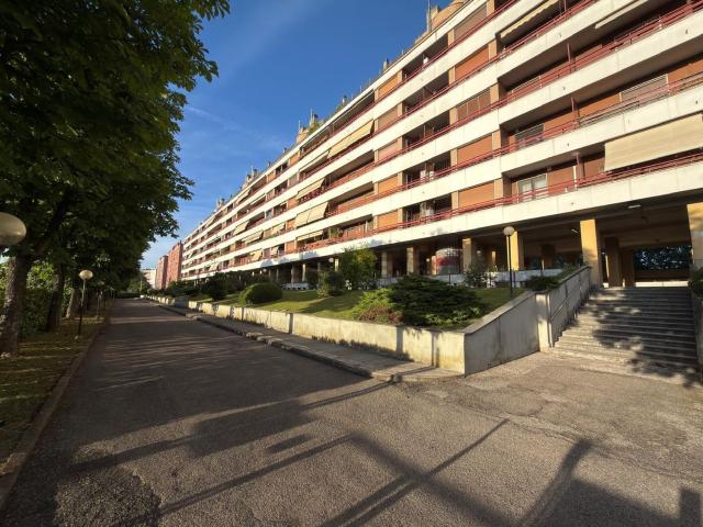 Appartamento in vendita di 95 m² in Viale Monte Penice, 8
