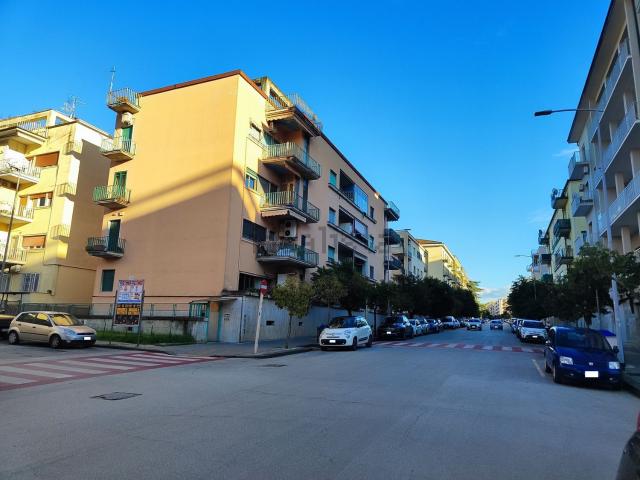 Appartamento in vendita di 95 m² in Viale Antonio Mellusi