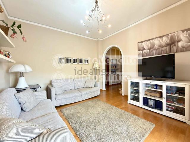 Appartamento in vendita di 95 m² in Viale Armando Diaz, 225