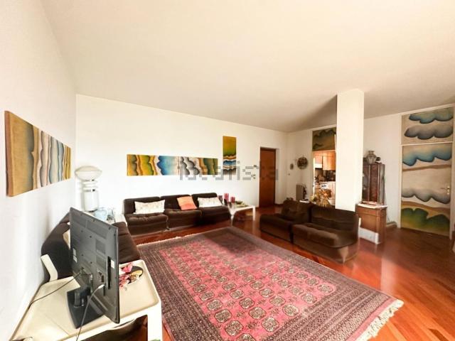 Appartamento in vendita di 95 m² in Viale Bialetti, 20