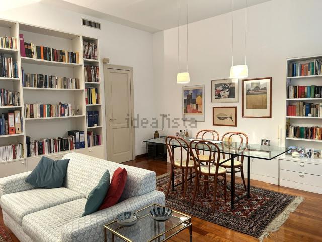 Appartamento in vendita di 95 m² in Viale Cassiodoro, 2