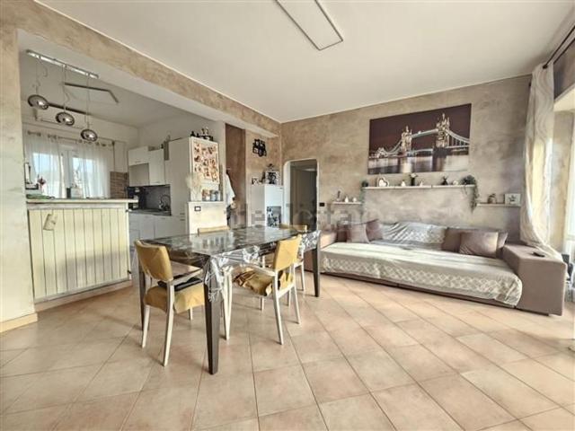 Appartamento in vendita di 95 m² in Viale delle Pratoline