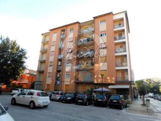 Appartamento in vendita di 95 m² in Viale Giovanni Benadduci, 60