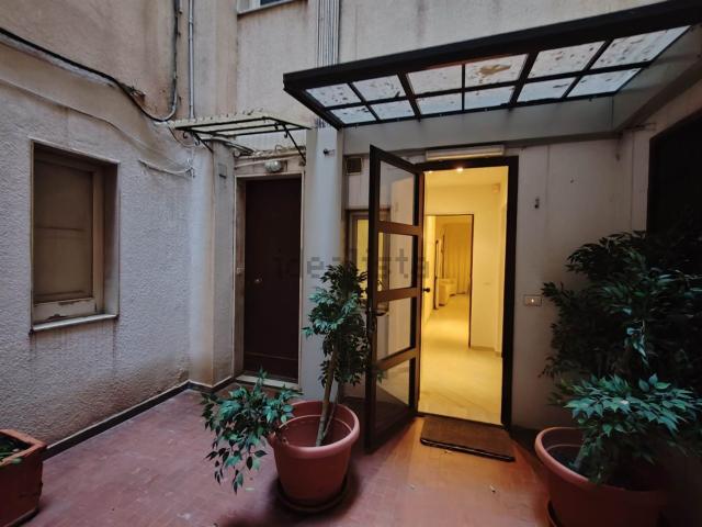 Appartamento in vendita di 95 m² in Viale Regina Margherita, 35