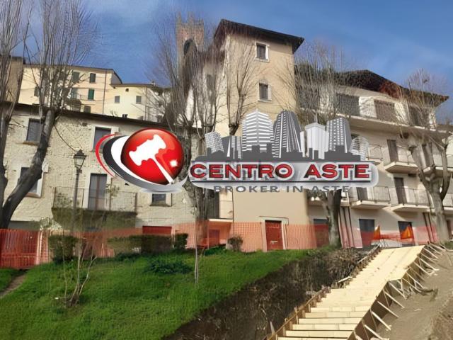Appartamento in vendita di 968 m² in Via Giacomo Leopardi