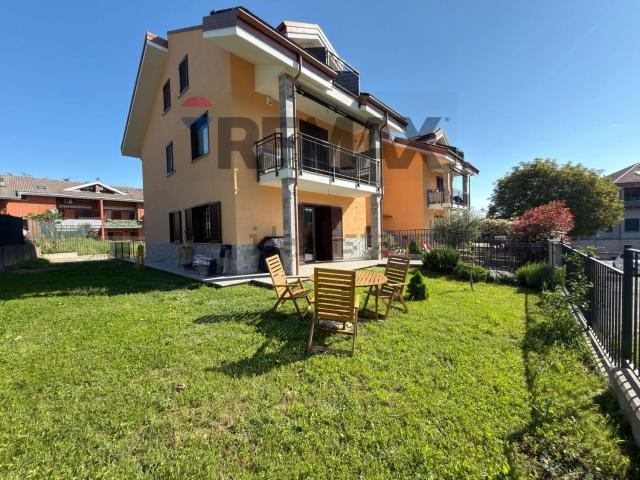 Appartamento in vendita di 96 m² in Corso Superga, 57