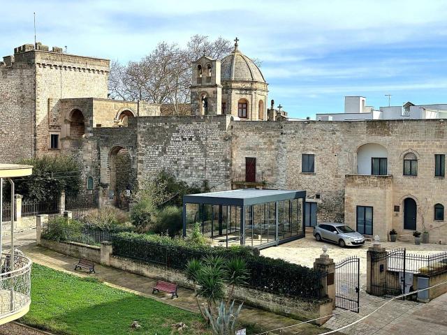 Appartamento in vendita di 96 m² in Largo Castello