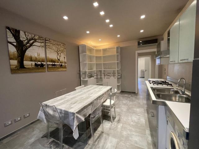Appartamento in vendita di 96 m² in Piazza Alessandro Zoppa