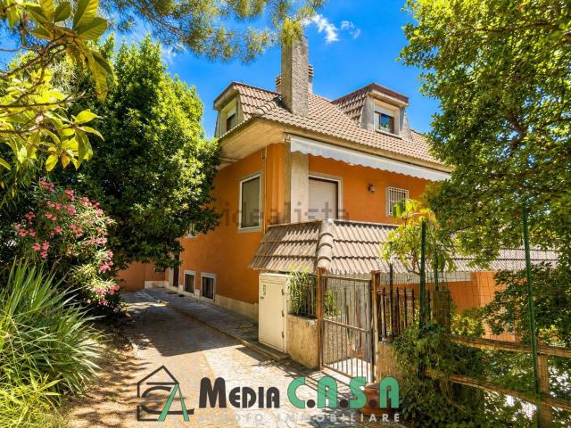 Appartamento in vendita di 95 m² in Strada per Rosara